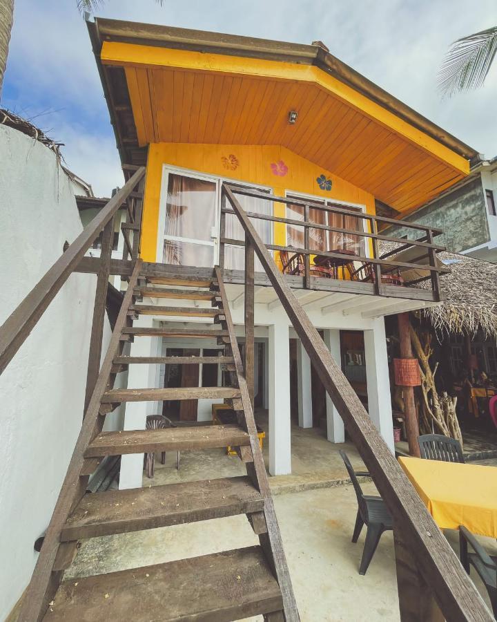 Why Not Guest House ฮิกคาดูวา ภายนอก รูปภาพ