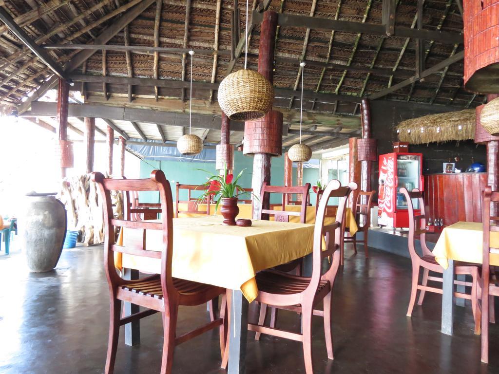 Why Not Guest House ฮิกคาดูวา ภายนอก รูปภาพ
