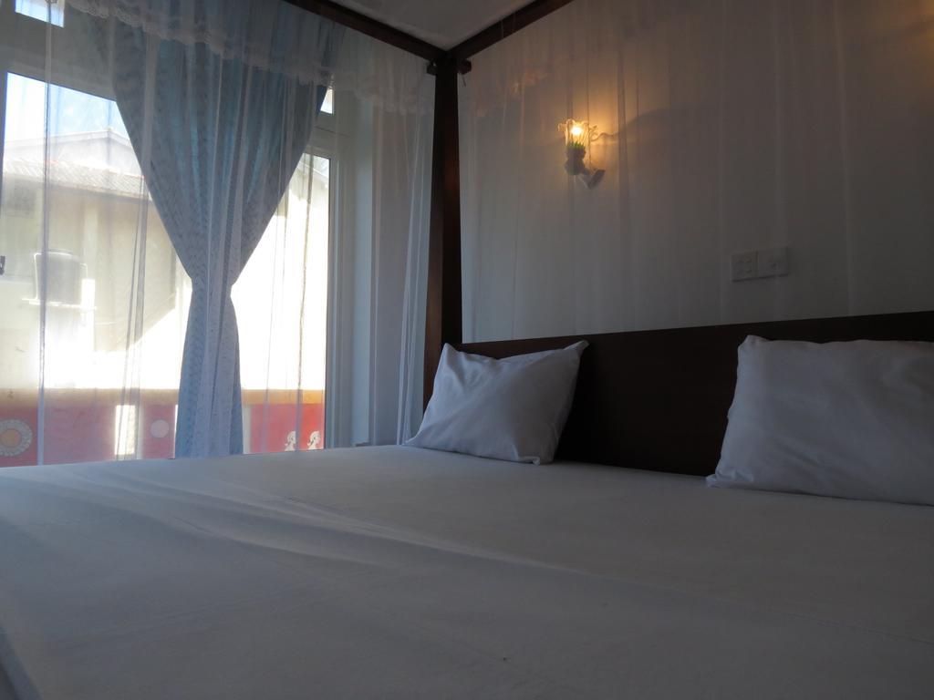 Why Not Guest House ฮิกคาดูวา ห้อง รูปภาพ
