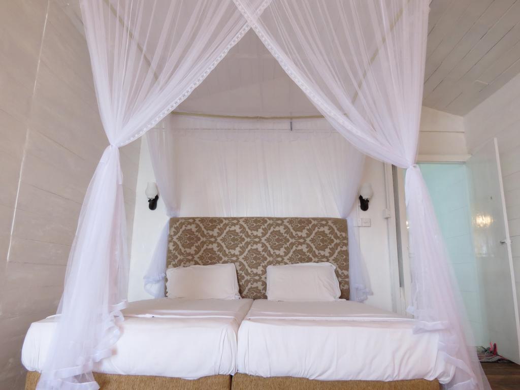 Why Not Guest House ฮิกคาดูวา ภายนอก รูปภาพ